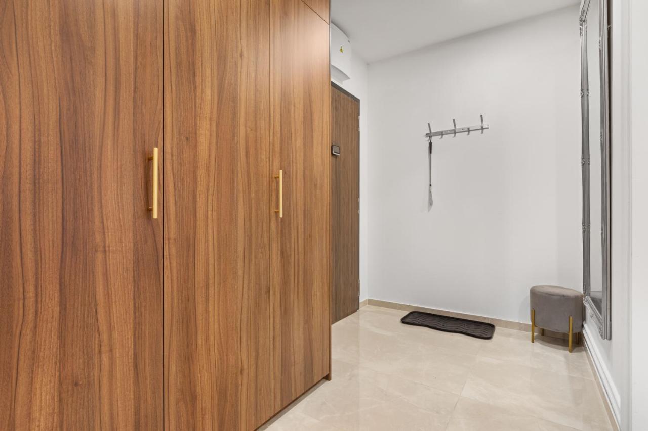 Lam Jegeho Alej - Jacuzzi - Free Parking Apartment Bratislava Exterior photo