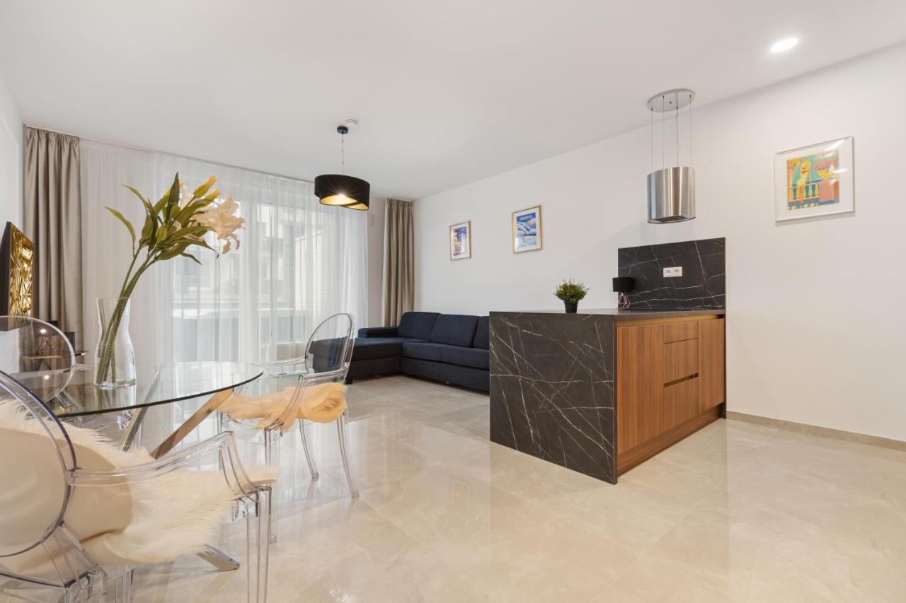 Lam Jegeho Alej - Jacuzzi - Free Parking Apartment Bratislava Exterior photo
